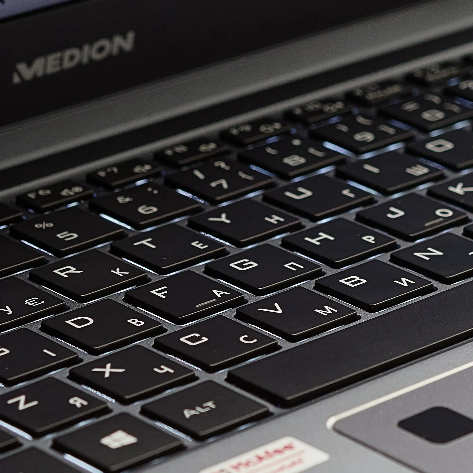 Ноутбук 14" Medion (Lenovo Group) CEPTER X1T Core i5-1135G7 RAM 8 ГБ SSD 512 ГБ Iris Xe Graphics Метал, фото №2