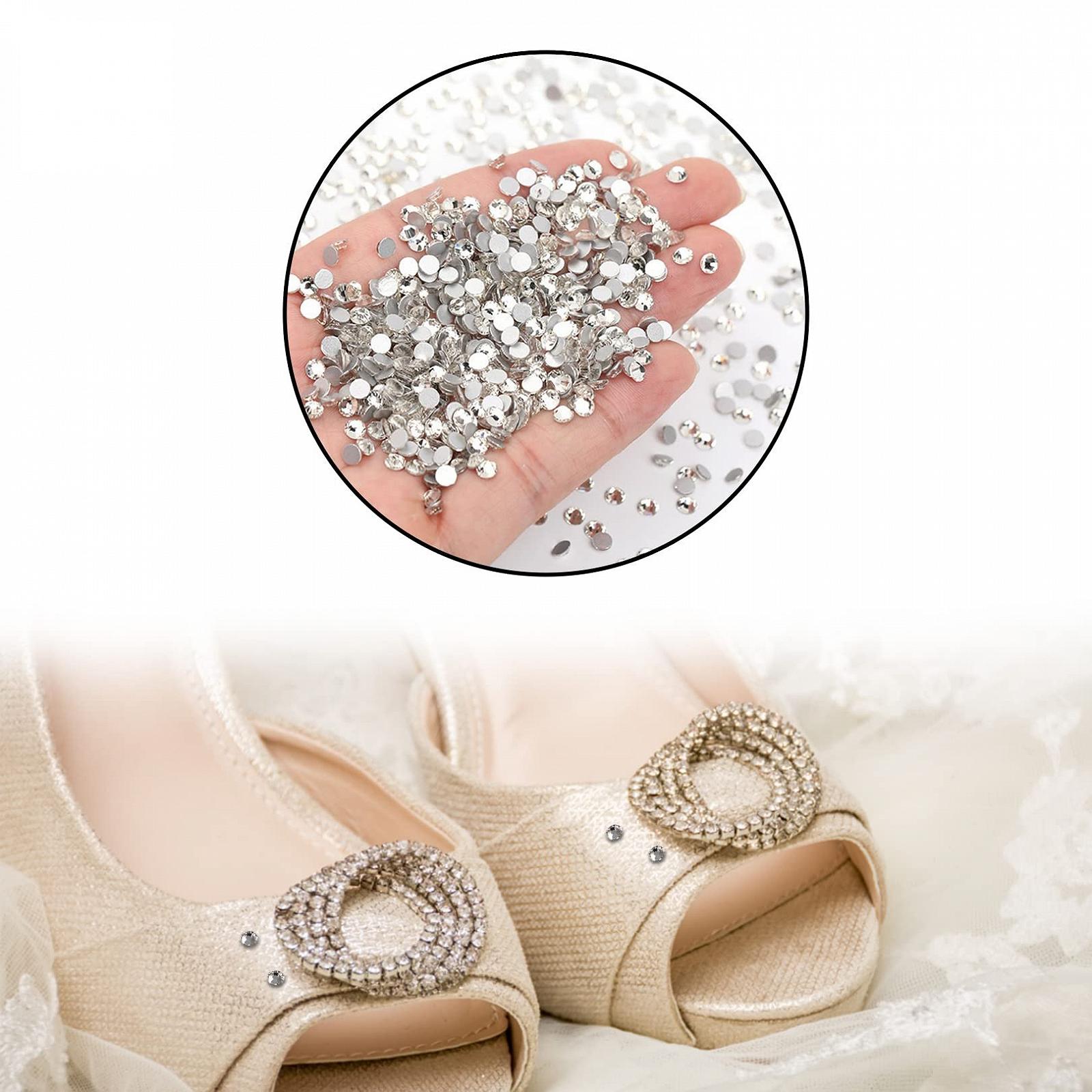 Стрази Смоляні Плоскі Не Клейкі 4 мм Прозорі Плоскі Круглі Гарячого Фіксування Кришталеві Плоскі, фото №3 Стрази Смоляні Плоскі Не Клейкі 4 мм Прозорі Плоскі Круглі Гарячого Фіксування Кришталеві Плоскі, фото №3