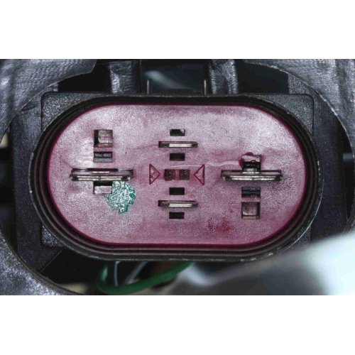 Электродвигатель вентилятора радиатора VEMO V30-01-1626, фото №3 Электродвигатель вентилятора радиатора VEMO V30-01-1626, фото №3