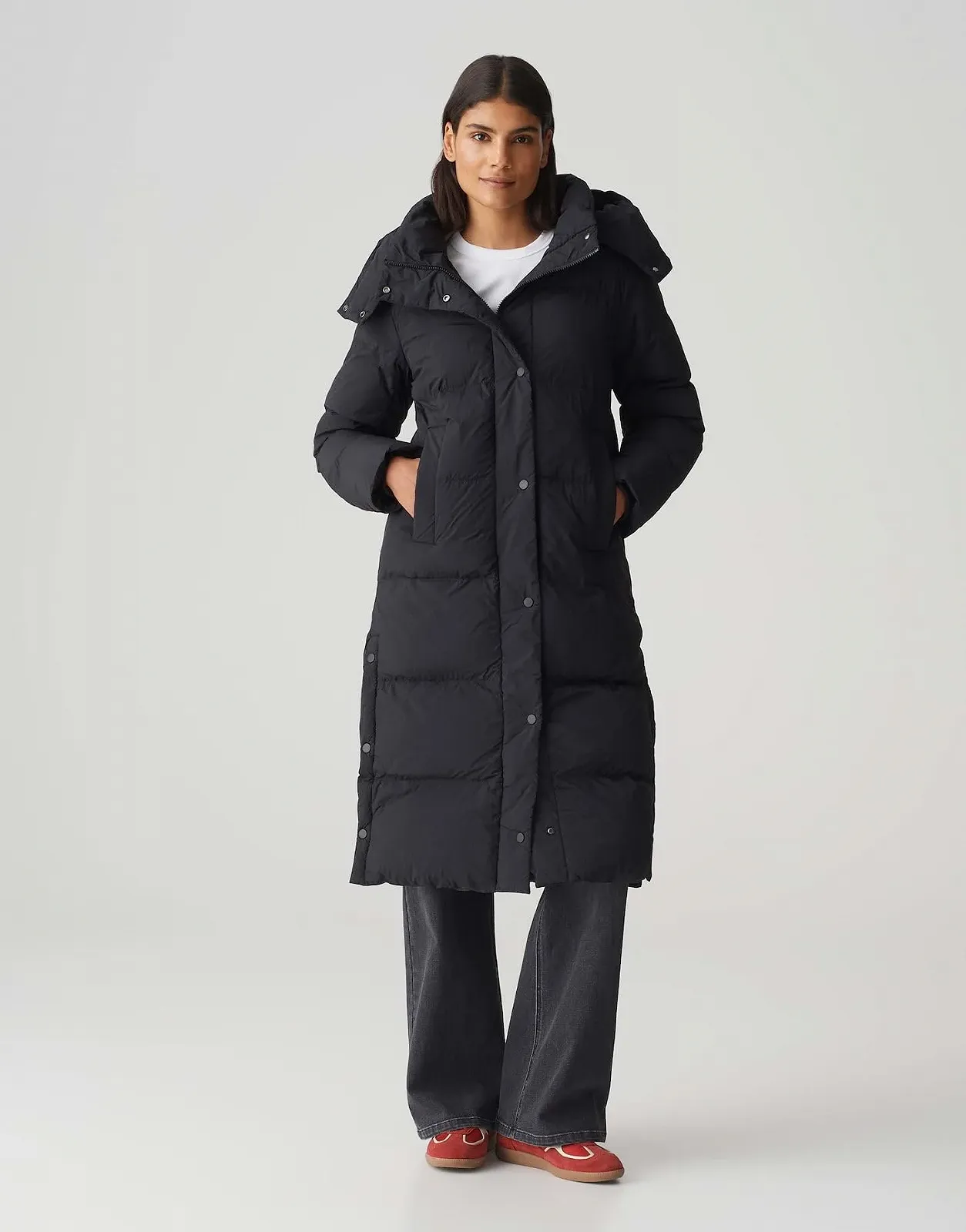 Длинное стеганое пальто OPUS Halline Standard с переработанным наполнителем из искусственного пуха, фото №7 Длинное стеганое пальто OPUS Halline Standard с переработанным наполнителем из искусственного пуха, фото №7