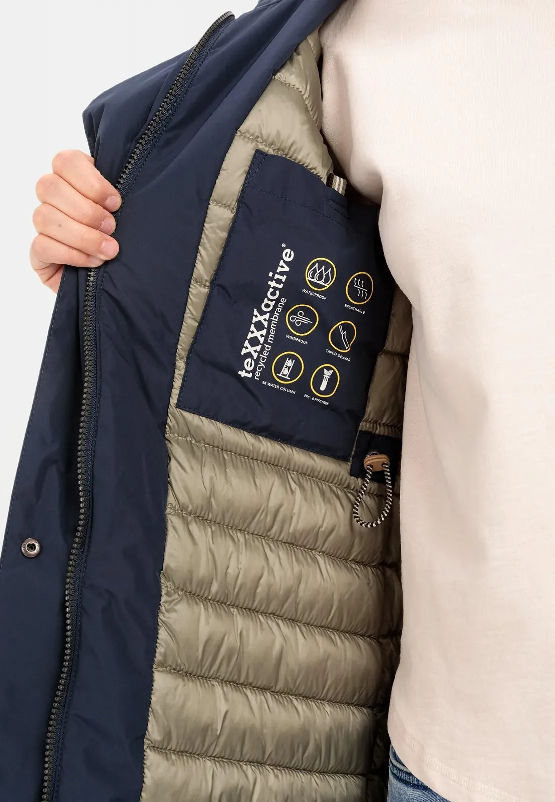 Жіноче функціональне пальто camel active з переробленого поліестеру, фото №6 Жіноче функціональне пальто camel active з переробленого поліестеру, фото №6