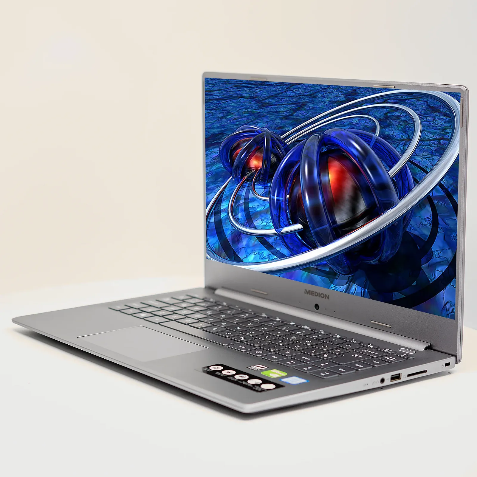 Ноутбук 15.6'' Medion (Lenovo Group) Akoya P15646 | Intel Core i5-8265U | IPS (1920x1080) FullHD | RAM 8 ГБ | SSD 256 ГБ | Nvidia GeForce MX250 | Intel UHD Graphics 620 | Металевий корпус | Ультрабук | Win11 (4977), фото №3