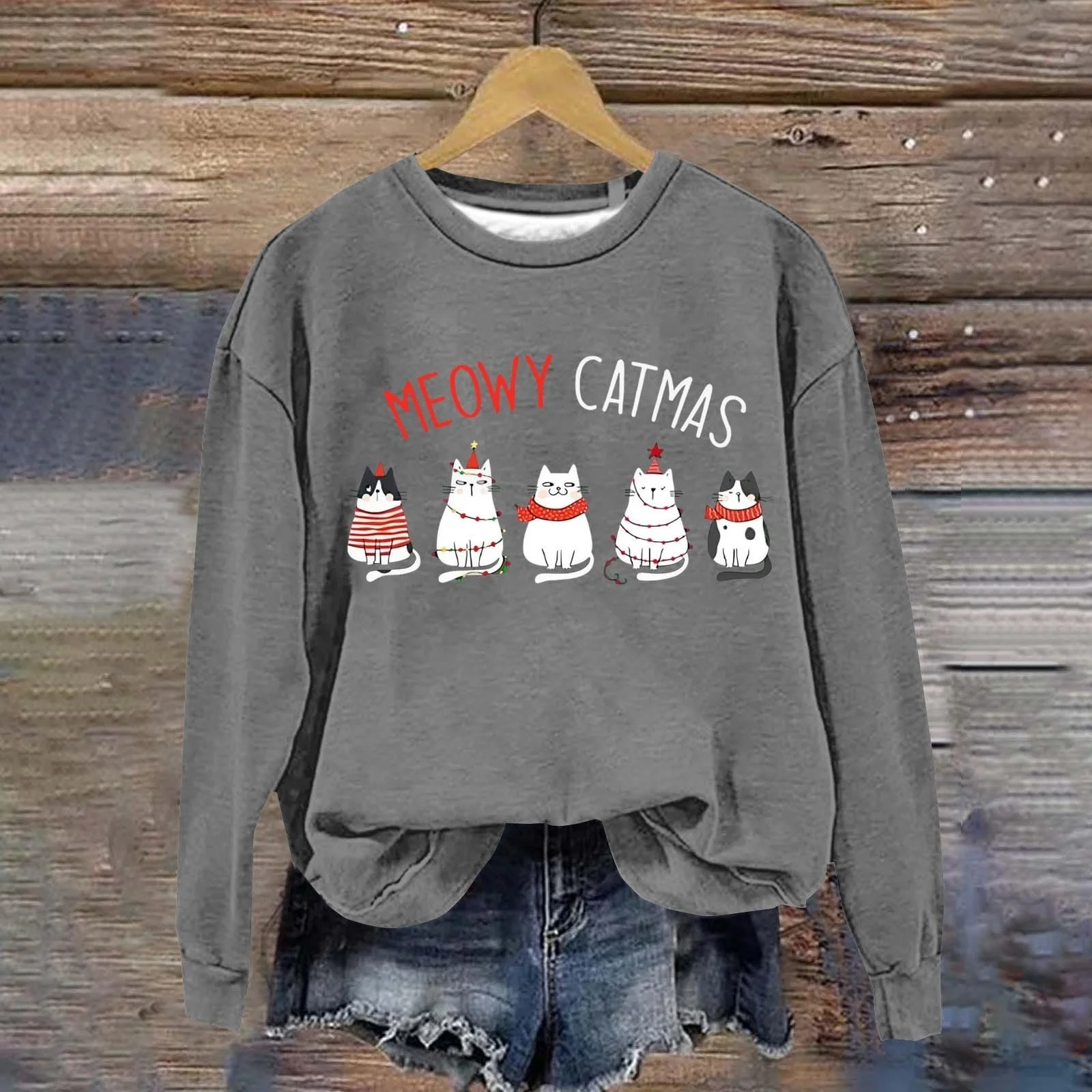 Женский Рождественский свитшот Кот Meowy Catmas с принтом кота, графический, с круглым вырезом, пуловер, с длинными рукавами, фото №3