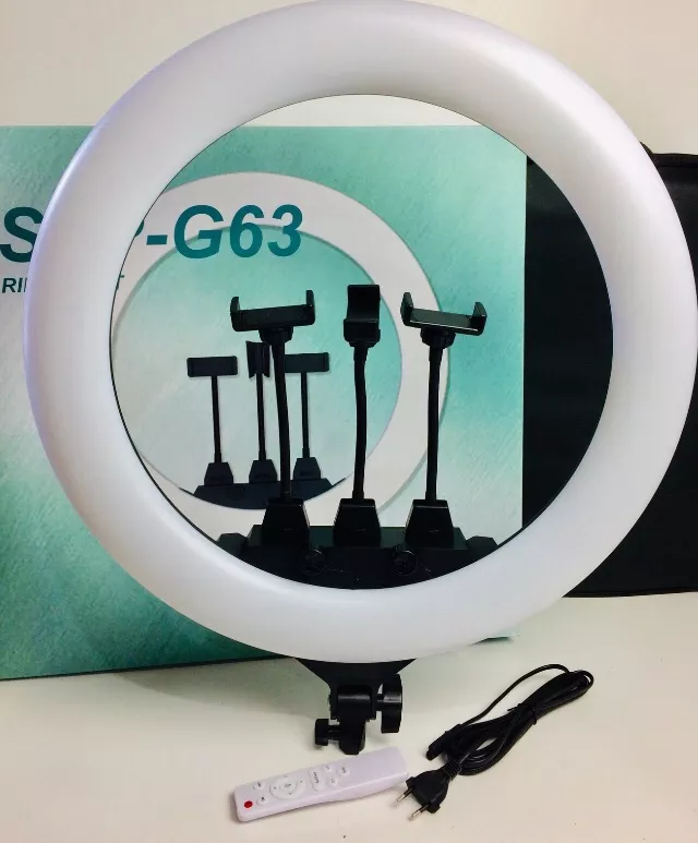 Кольцевая лампа Ring Light светодиодная с тремя съёмными держателями для телефонов пультом ДУ и сумкой 55см 220V (SLP-G63), фото №1
