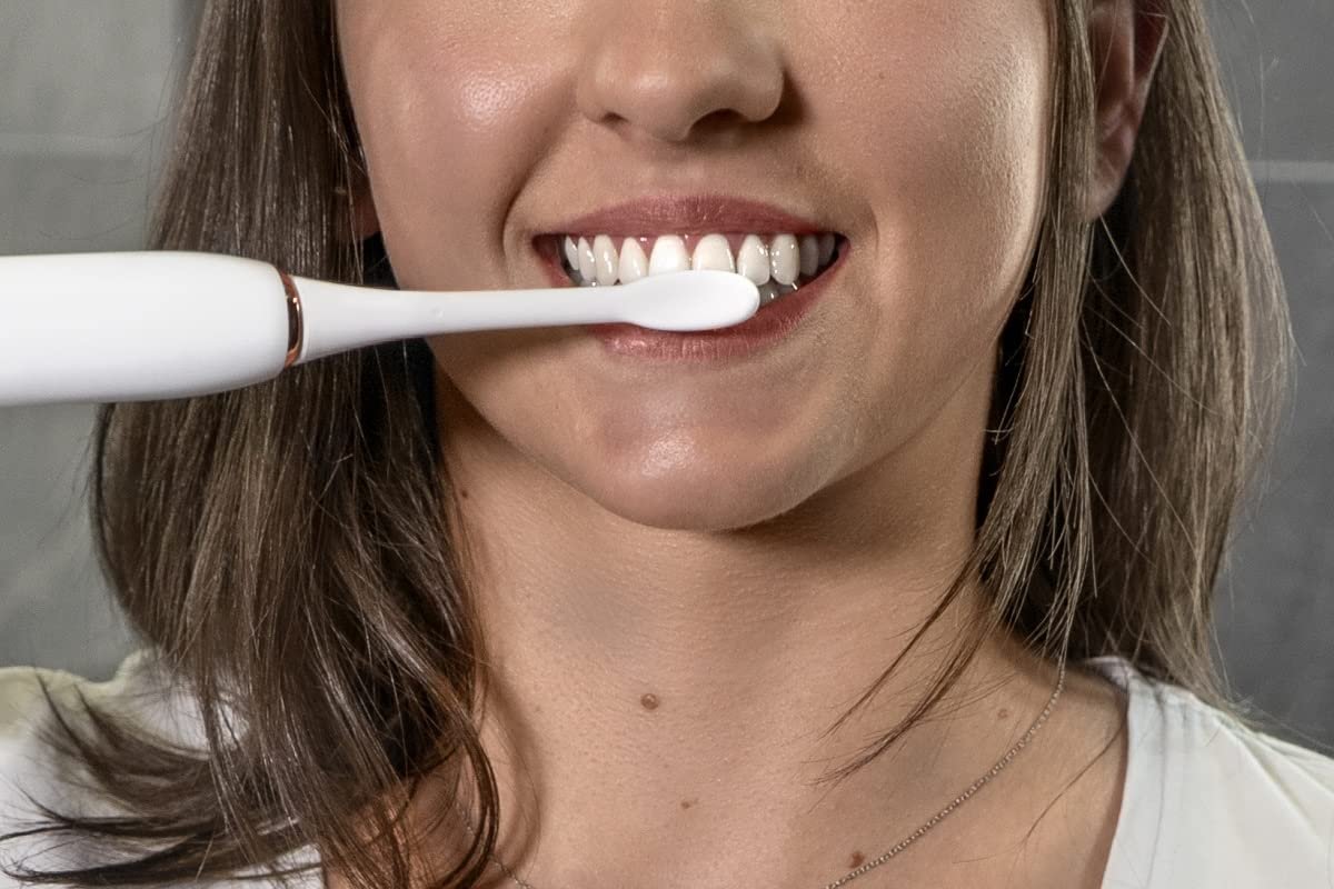 Зубная щетка звуковая Concept ZK5000 с приложением Perfect Smile и зарядкой, дорожный футляр, белая, фото №8
