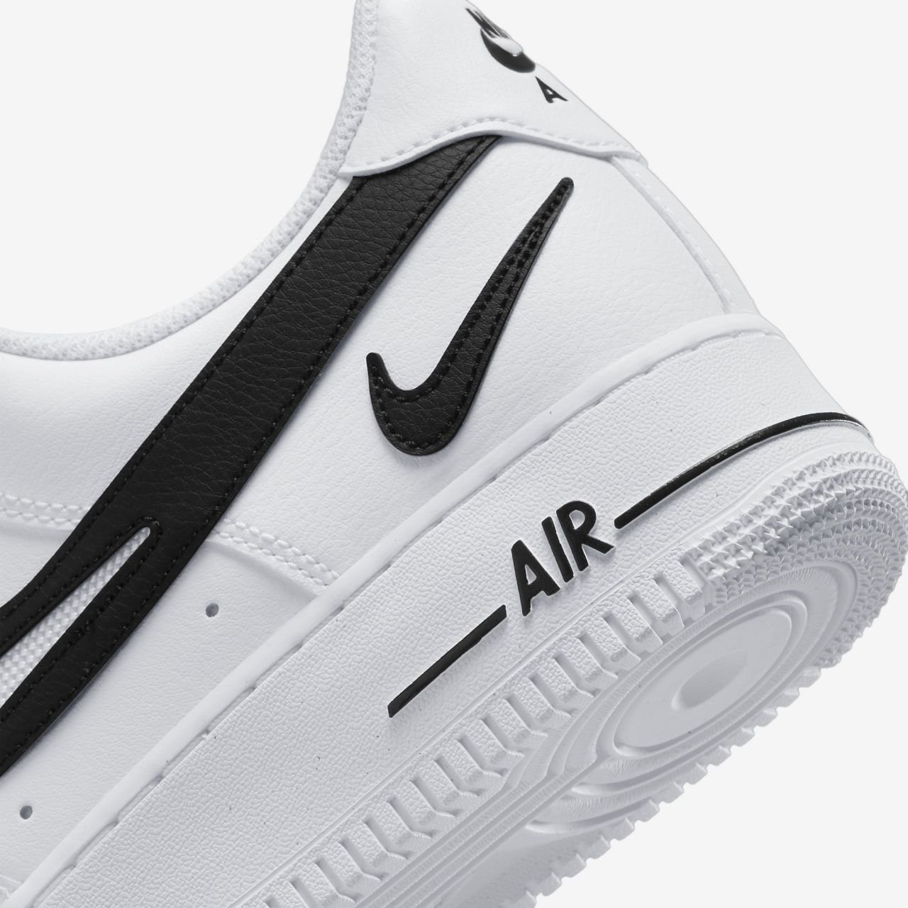 Кроссовки Nike Air Force 1 Low Cut Out Swoosh White Black (GS) размер 38, фото №7