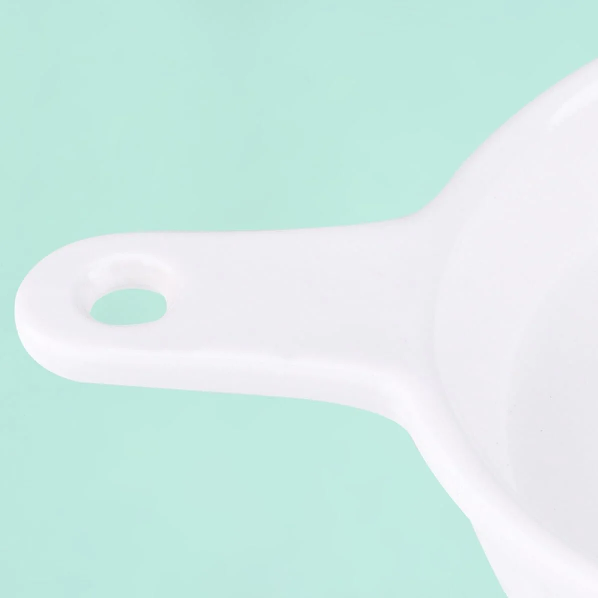 Форма для запікання керамічна кругла з ручкою термостійка біла, фото №3