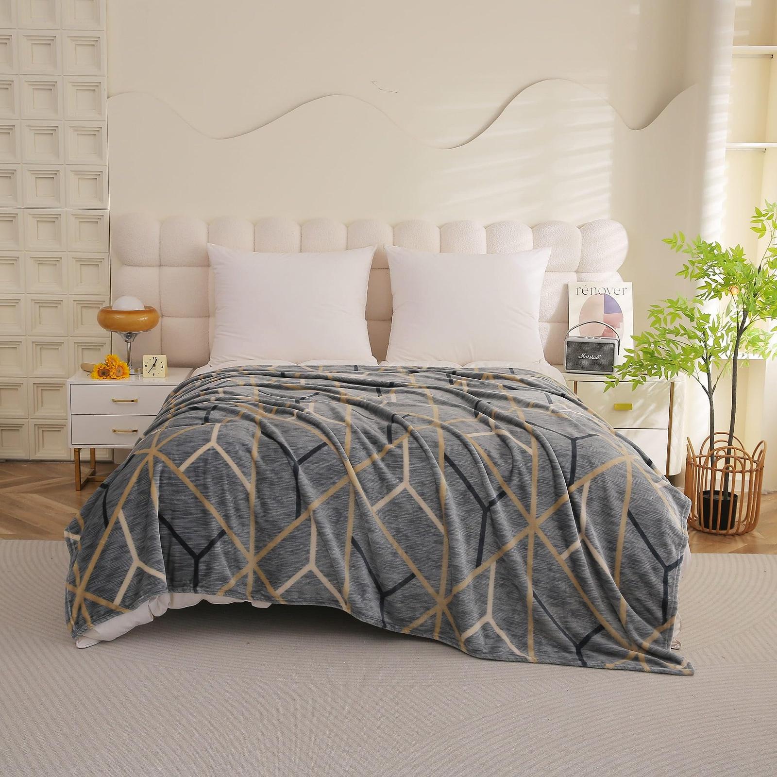 Покривало Cuddly Blanket Геометричний візерунок 160 x 200 см Зимова, фото №6 Покривало Cuddly Blanket Геометричний візерунок 160 x 200 см Зимова, фото №6