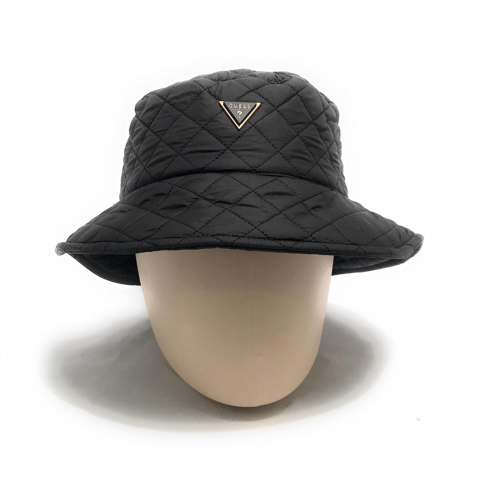 Капелюх клош стьобаний Guess rain hat black C25GU60 AW5193POL01 M, фото №2