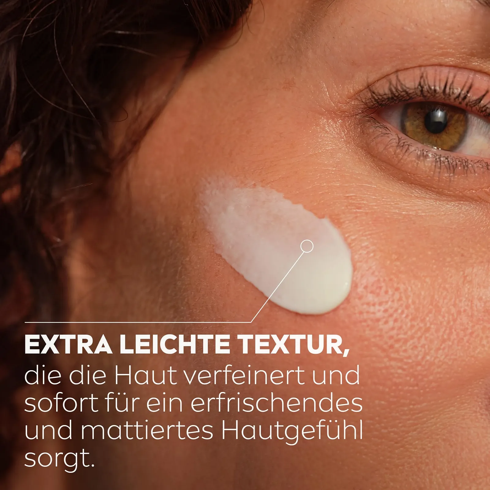 Денний крем NIVEA Q10 Anti-Wrinkle Pore Refining Extra Light SPF 15 50 мл, фото №7