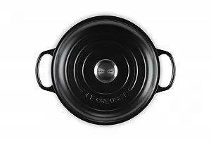 Кастрюля Le Creuset Signature 21180260002430 чугунная Gourmet Professional круглая 26 см 2,2 л Matte Black synthetic.ua - Фото 1
