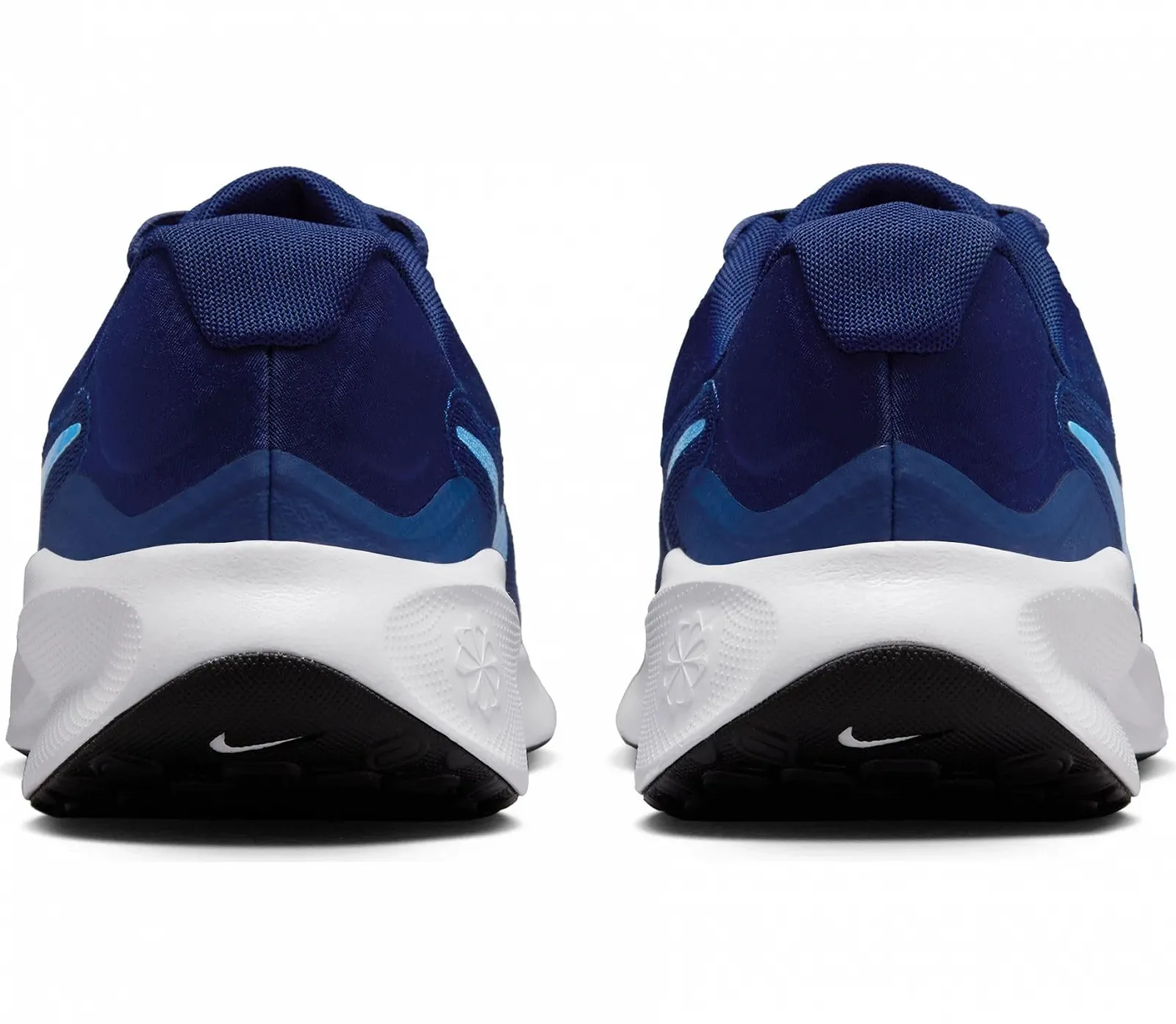 Кросівки Nike Revolution 7 Чоловічі, фото №3 Кросівки Nike Revolution 7 Чоловічі, фото №3