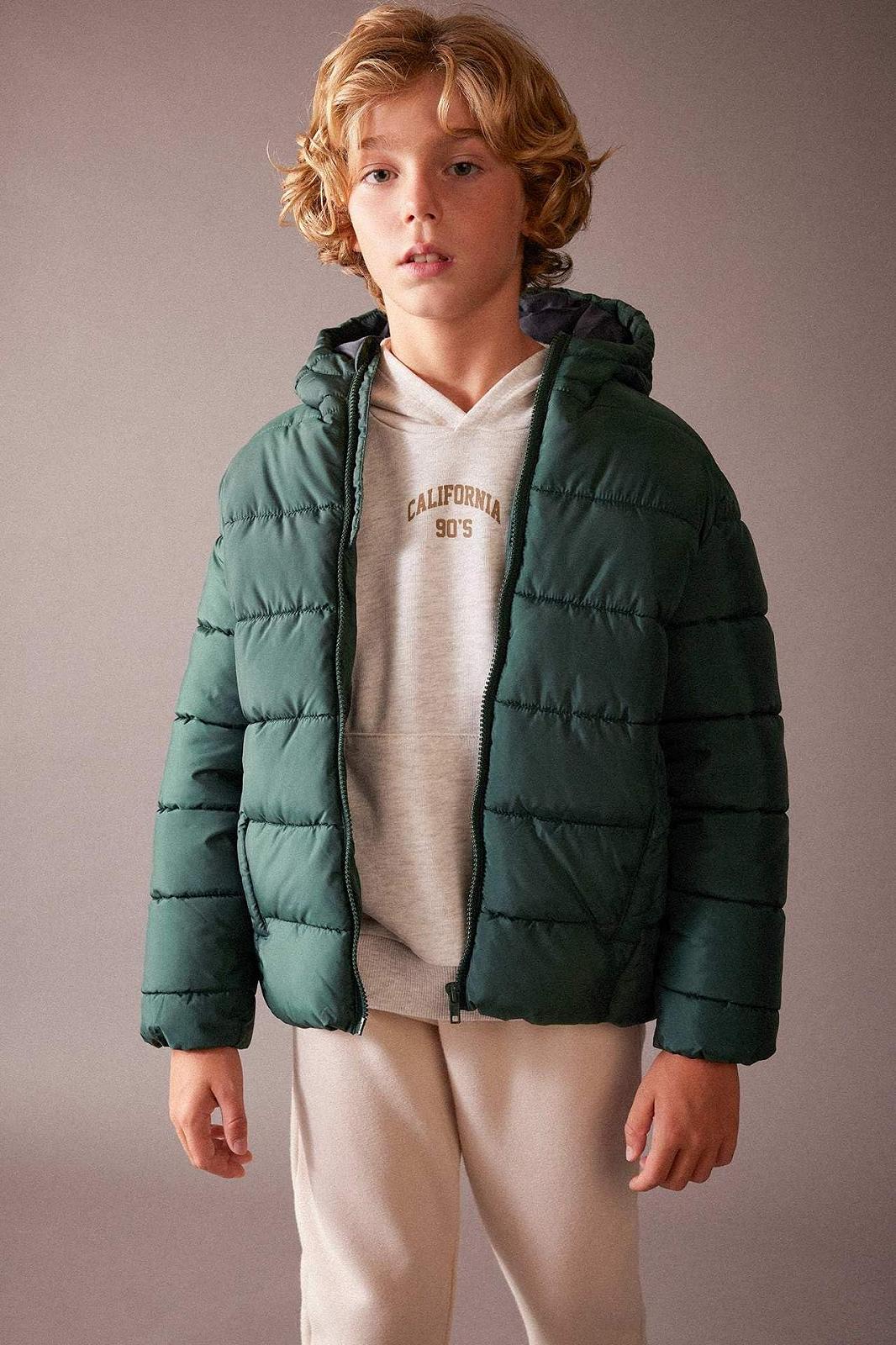 Зимняя куртка DeFacto для мальчиков, стандартный крой, с капюшоном, фото №3 Зимняя куртка DeFacto для мальчиков, стандартный крой, с капюшоном, фото №3