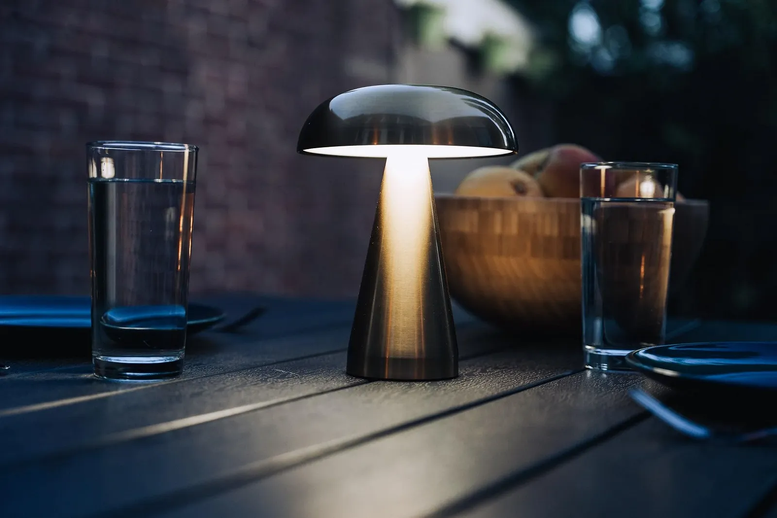 Настільна лампа Luxus Sofia Срібляста H21 x Ø16 LED Акумуляторна з регулюванням яскравості Бездротова, фото №7