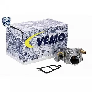 Корпус термостата VEMO EXPERT KITS + V95-99-0003 для VOLVO synthetic.ua - Фото 1