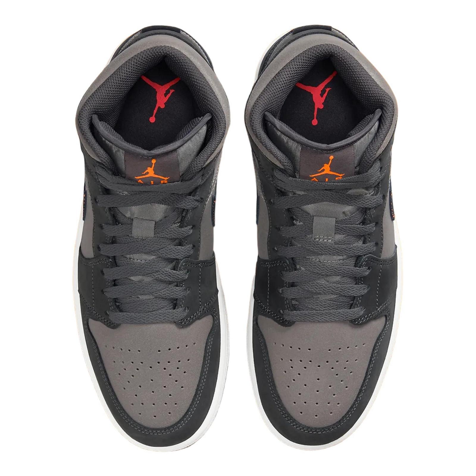 Кросівки NIKE Air Max Plus Чоловічі, фото №4 Кросівки NIKE Air Max Plus Чоловічі, фото №4