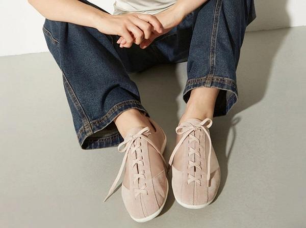 Категорія Жіноче взуття, Фото