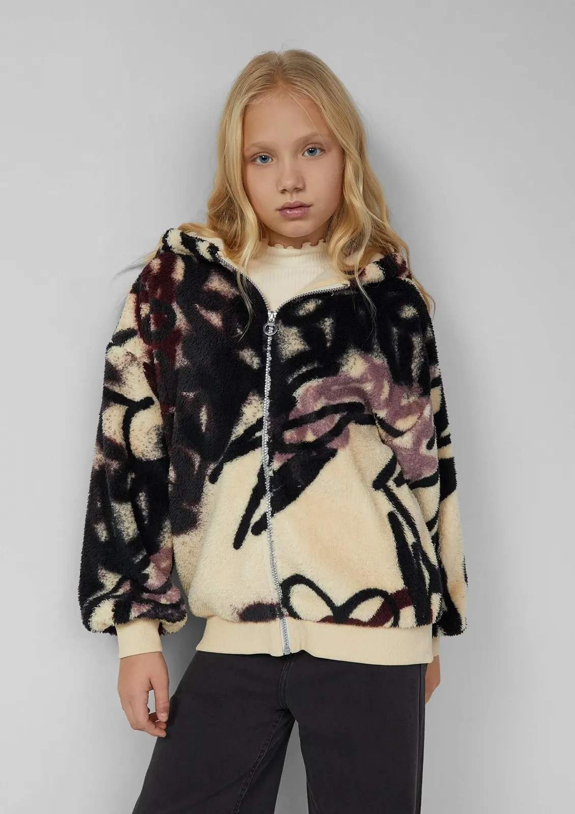 Куртка s.Oliver Плюшевая Teddy Oversized с граффити-принтом, фото №3