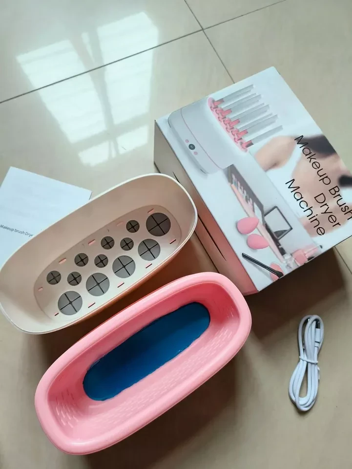 Электрическая сушилка для кистей макияжа с 12 отверстиями и контролем температуры LY-610, фото №4 Электрическая сушилка для кистей макияжа с 12 отверстиями и контролем температуры LY-610, фото №4