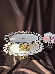 Блюдо овал з золотим декором на золотій ніжці Розкіш 42х28 см synthetic.ua - Фото 1