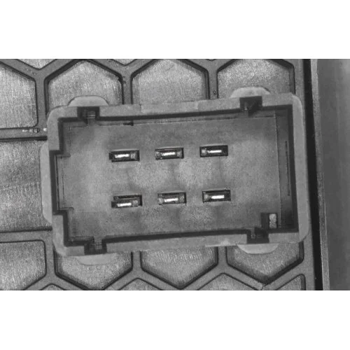 Вимикач склопідйомника VEMO V46-73-0066 Green Mobility Parts для RENAULT, фото №2