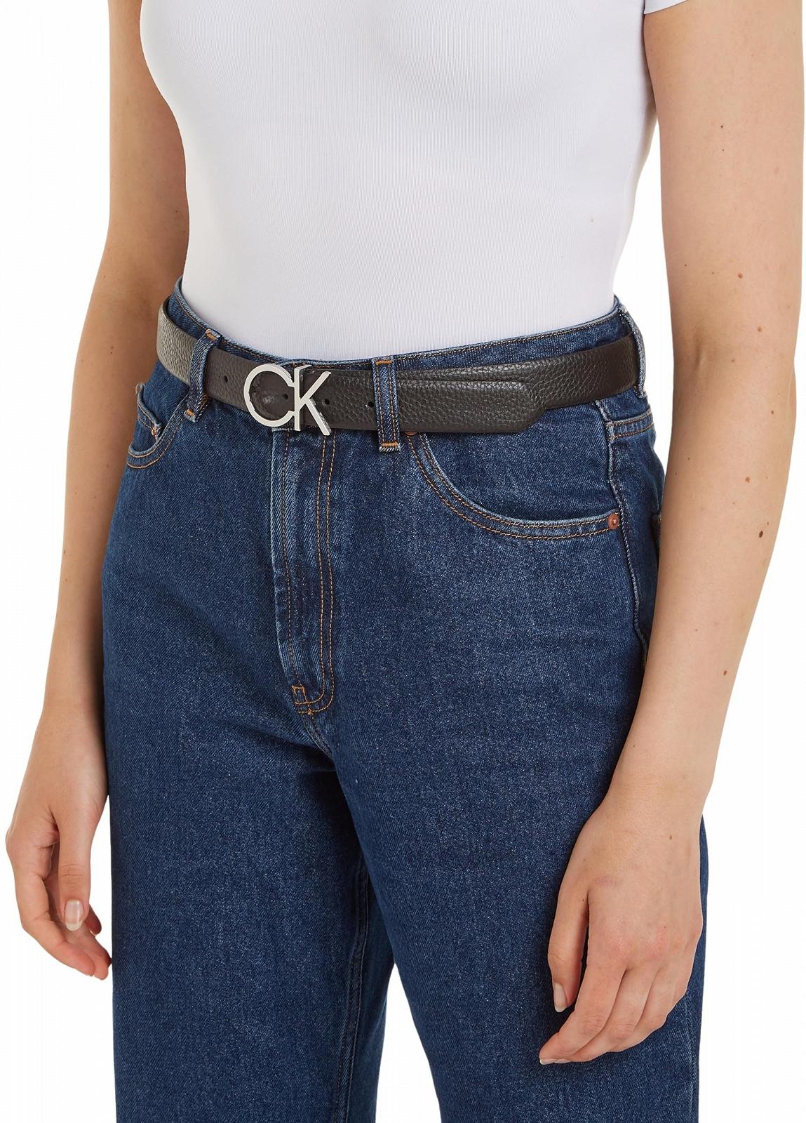 Ремень Calvin Klein Ck Logo 3.0 из кожи Pebble для женщин, фото №2