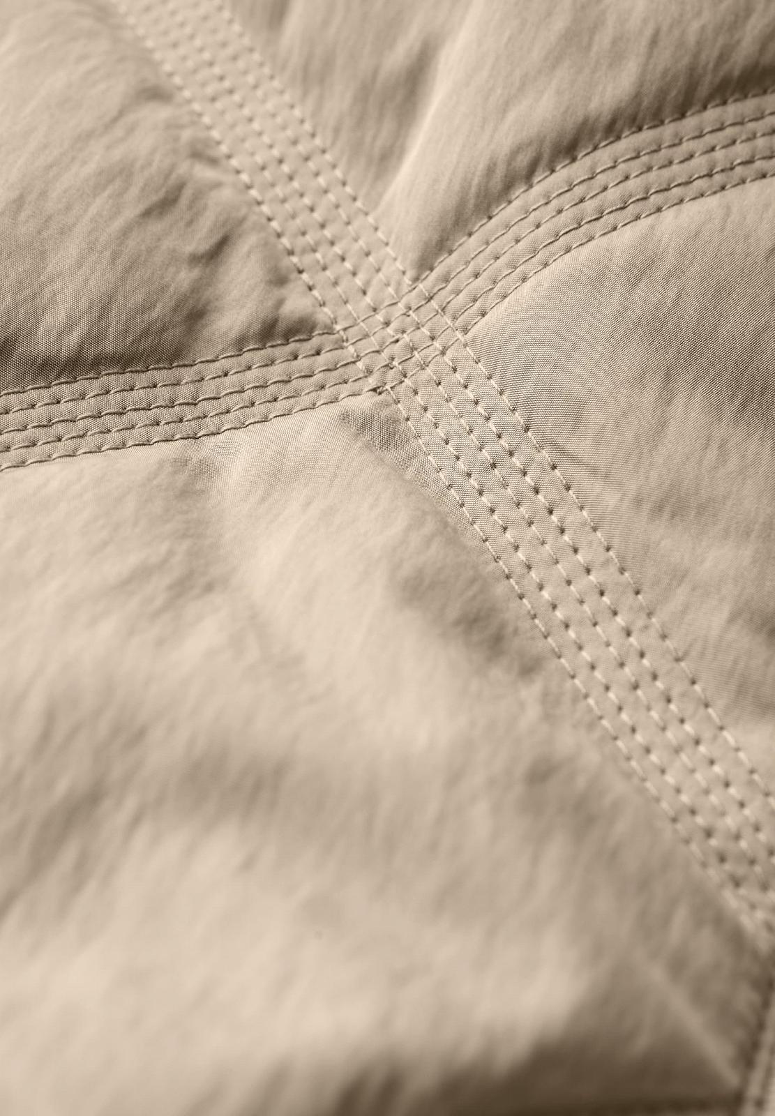 Жіноче пальто стьобане з капюшоном, фото №5