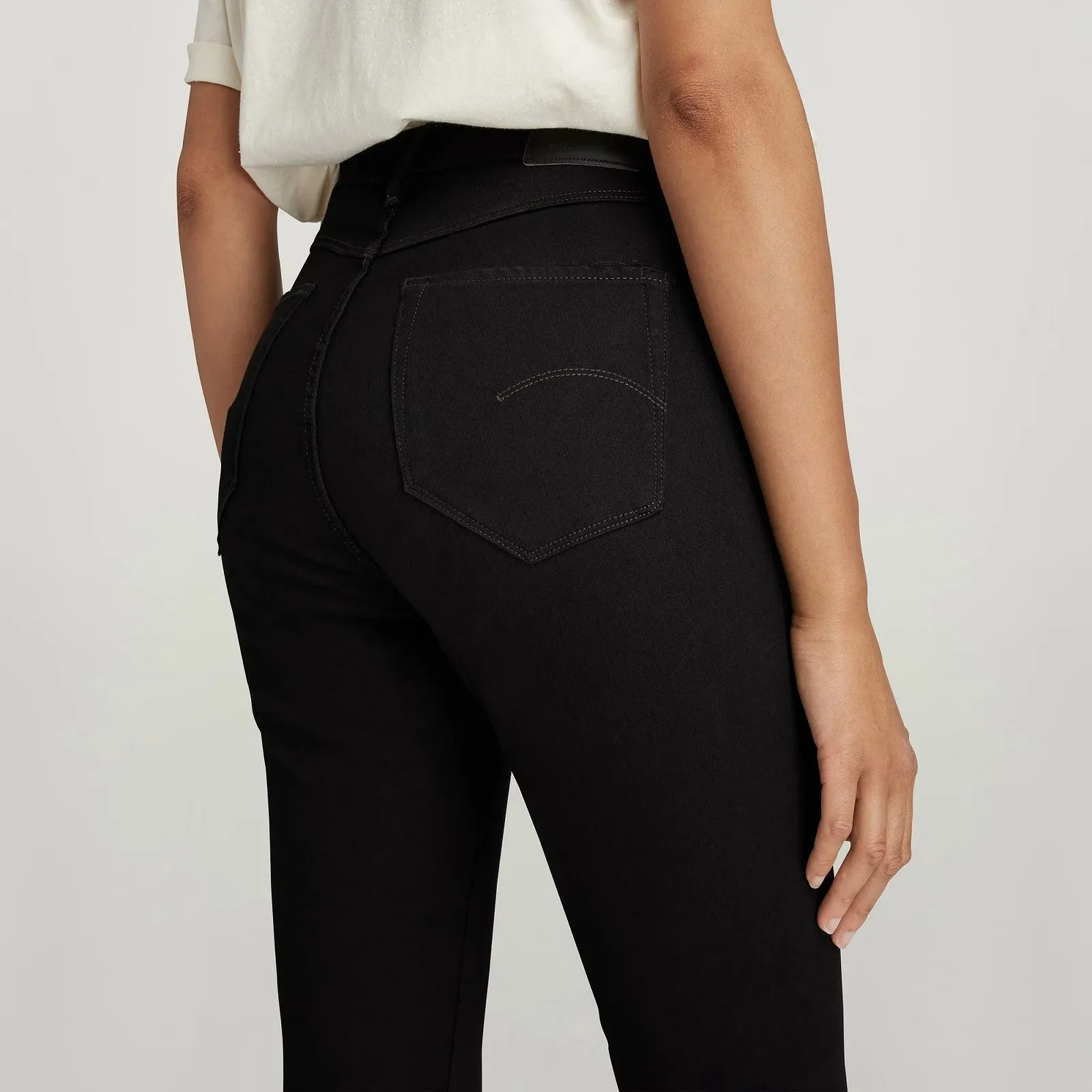 Женские джинсы G‑STAR Shape Skinny Yield Black Ultimate Stretch Denim - 29, фото №3 Женские джинсы G‑STAR Shape Skinny Yield Black Ultimate Stretch Denim - 29, фото №3