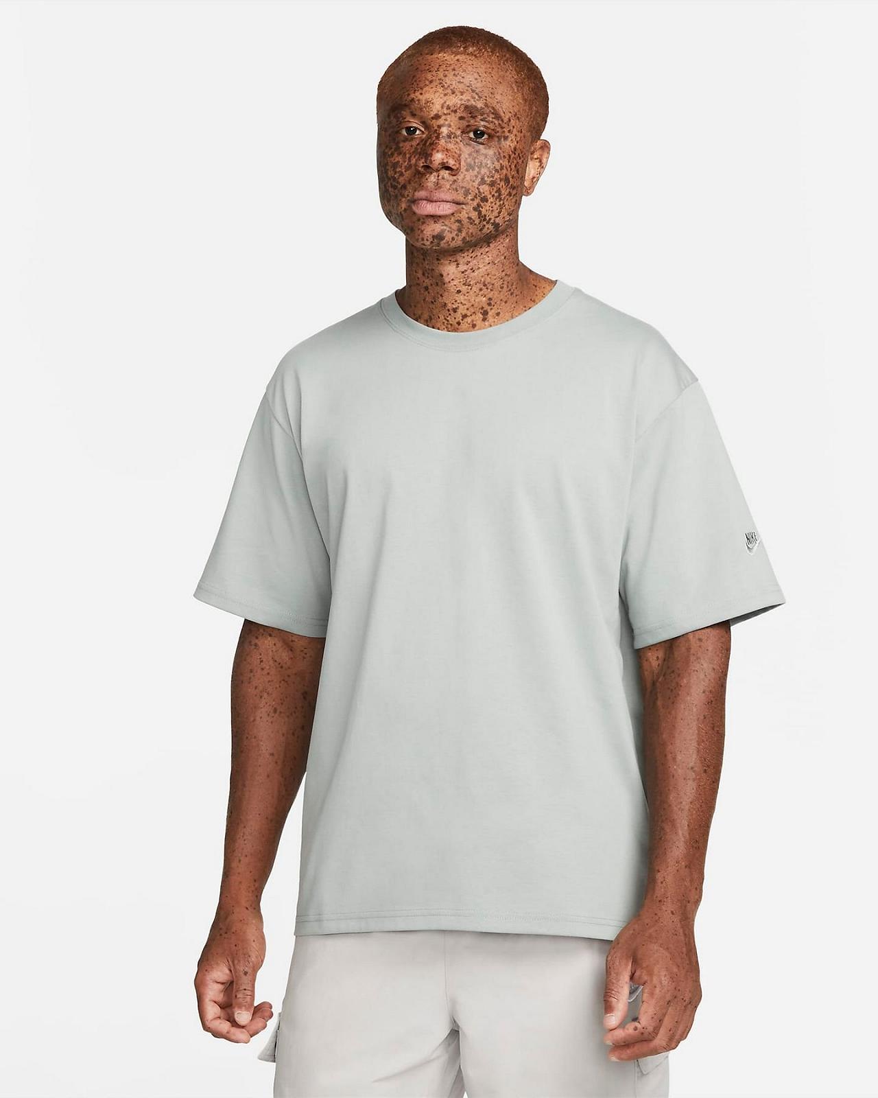 Футболка Nike Tech Pack Tee FB4395-330 S, фото №1