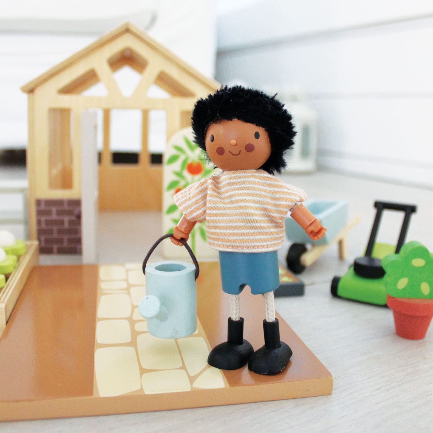 Іграшковий набір Tender Leaf Toys Mr.Forrester Дерев'яна іграшкова лялька з гнучкими руками і ногами, фото №3 Іграшковий набір Tender Leaf Toys Mr.Forrester Дерев'яна іграшкова лялька з гнучкими руками і ногами, фото №3