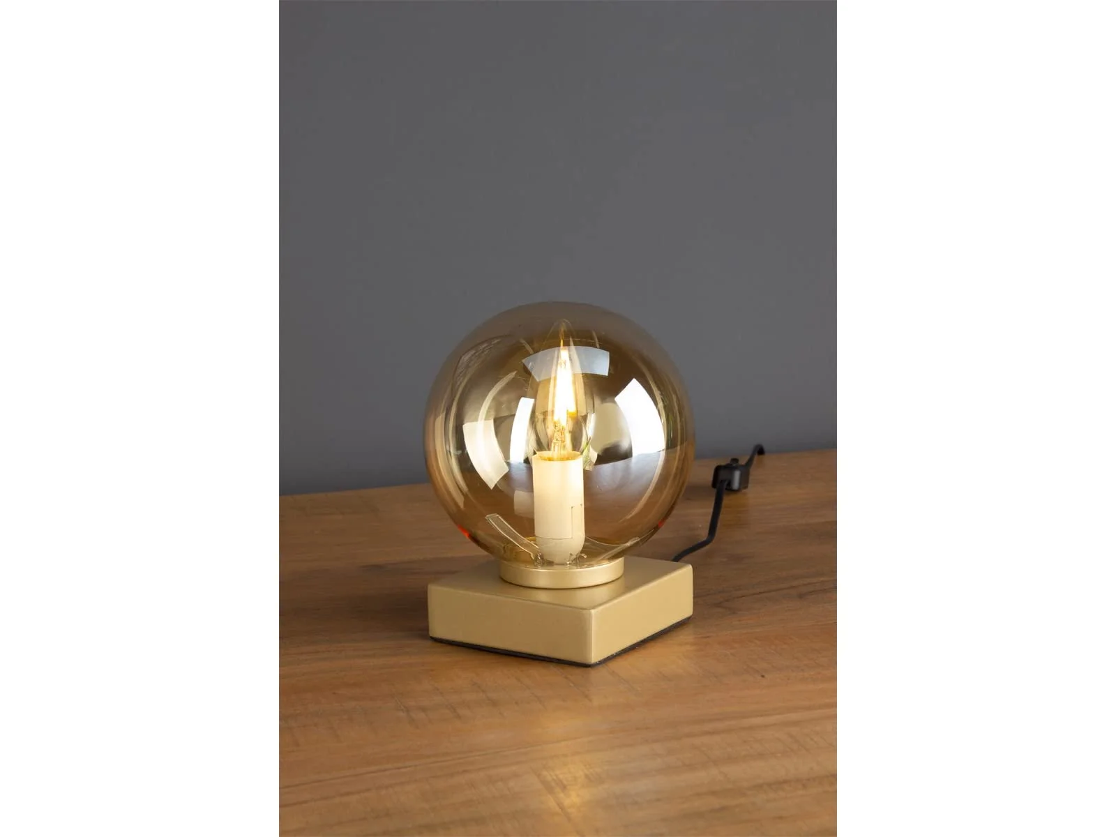 Настільна лампа мала метал латунь та куля з димчастого скла бурштинова ручної роботи діаметр 17 см, фото №3