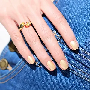 Гель-лак Manucurist Green Flash Gold Sand, до 84% натуральных ингредиентов, 15 мл цена на synthetic.ua - Фото 1 Гель-лак Manucurist Green Flash Gold Sand, до 84% натуральных ингредиентов, 15 мл synthetic.ua - Фото 1