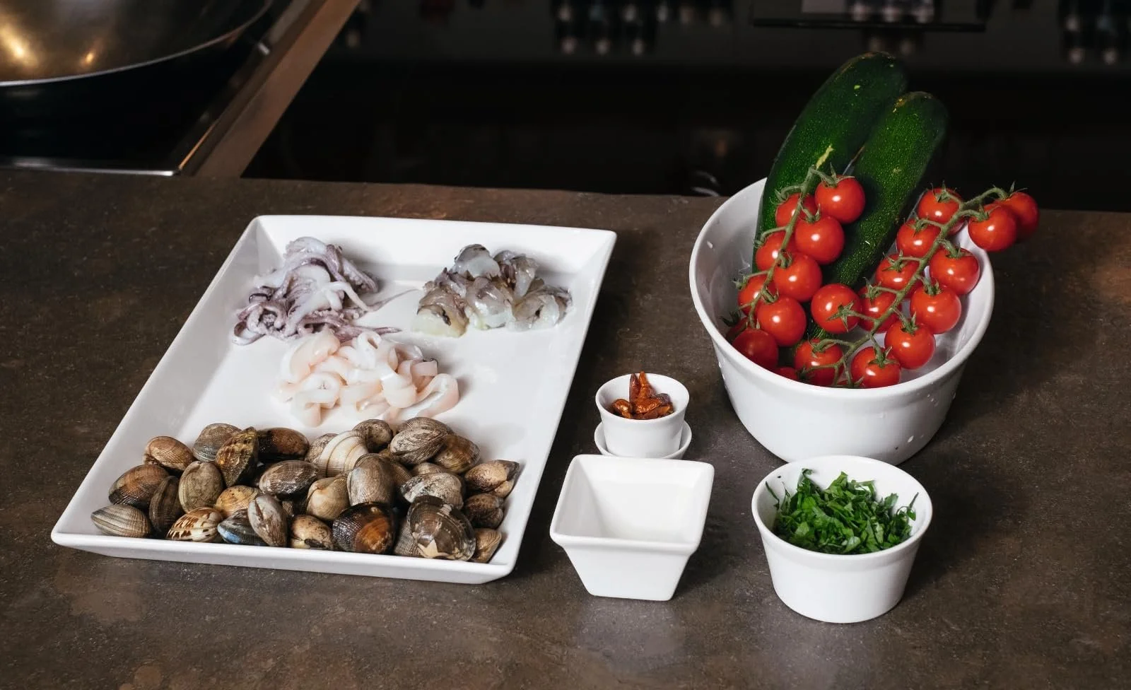 Форма для гратена 0.7 L квадратная белая до 250°C, фото №2