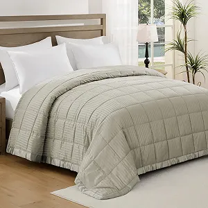 Покривало UNIKOME Queen Size М'яка Легка Альтернатива Пуху з Сатиновою Обробкою Пісочний колір (229 x 229 см) - Фото 1