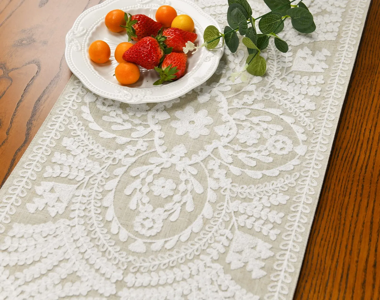 Ранер на стіл KEVA Boho Farmhouse Linen Rustic Vintage Embroidered Білий 13 x 72 дюйми, фото №3 Ранер на стіл KEVA Boho Farmhouse Linen Rustic Vintage Embroidered Білий 13 x 72 дюйми, фото №3