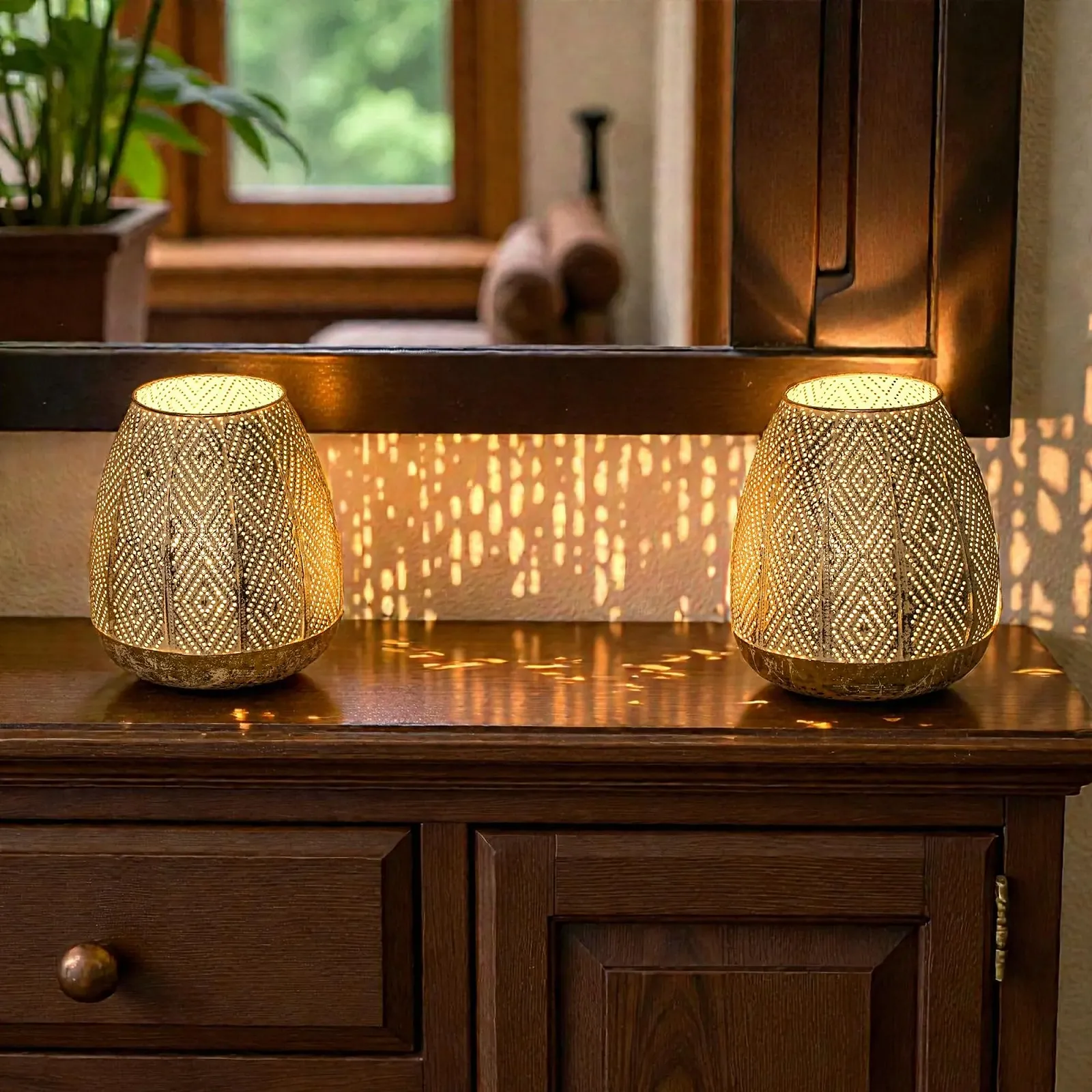 Настільна лампа JHY DESIGN Набір з 2 шт. Металева Бездротова На батарейках 17 см Сферична Золотистий та сріблястий, фото №3