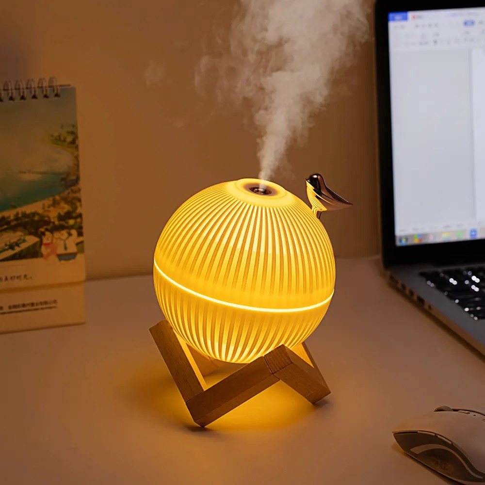 Круглый увлажнитель воздуха на деревянной подставке 3D Bird 330 мл, фото №1 Круглый увлажнитель воздуха на деревянной подставке 3D Bird 330 мл, фото №1