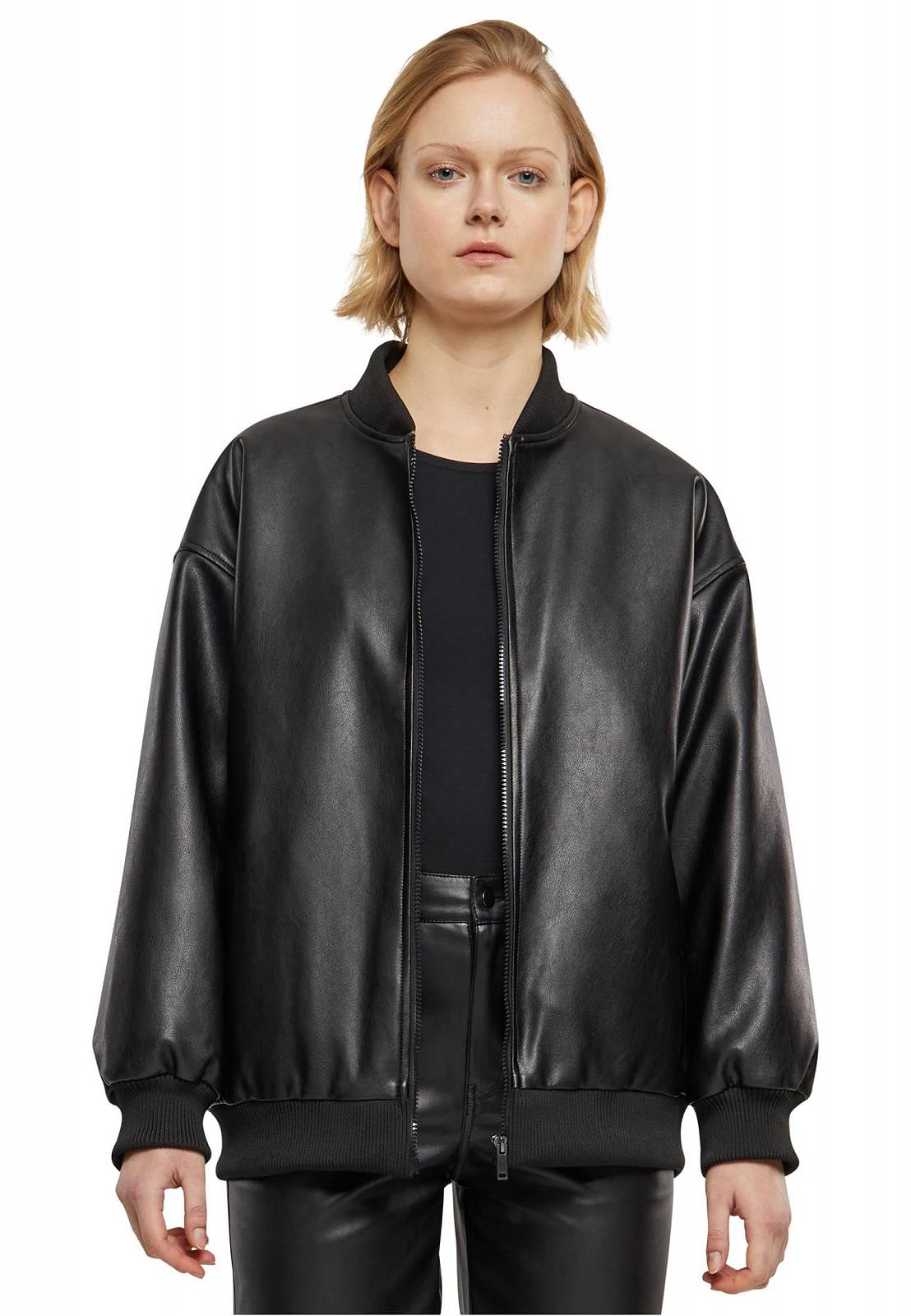 Легкая куртка Urban Classics Женская, фото №1 Легкая куртка Urban Classics Женская, фото №1