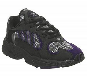 Кросівки Adidas Yung-1 чоловічі, чорні, 40 2/3 EU - Фото 1