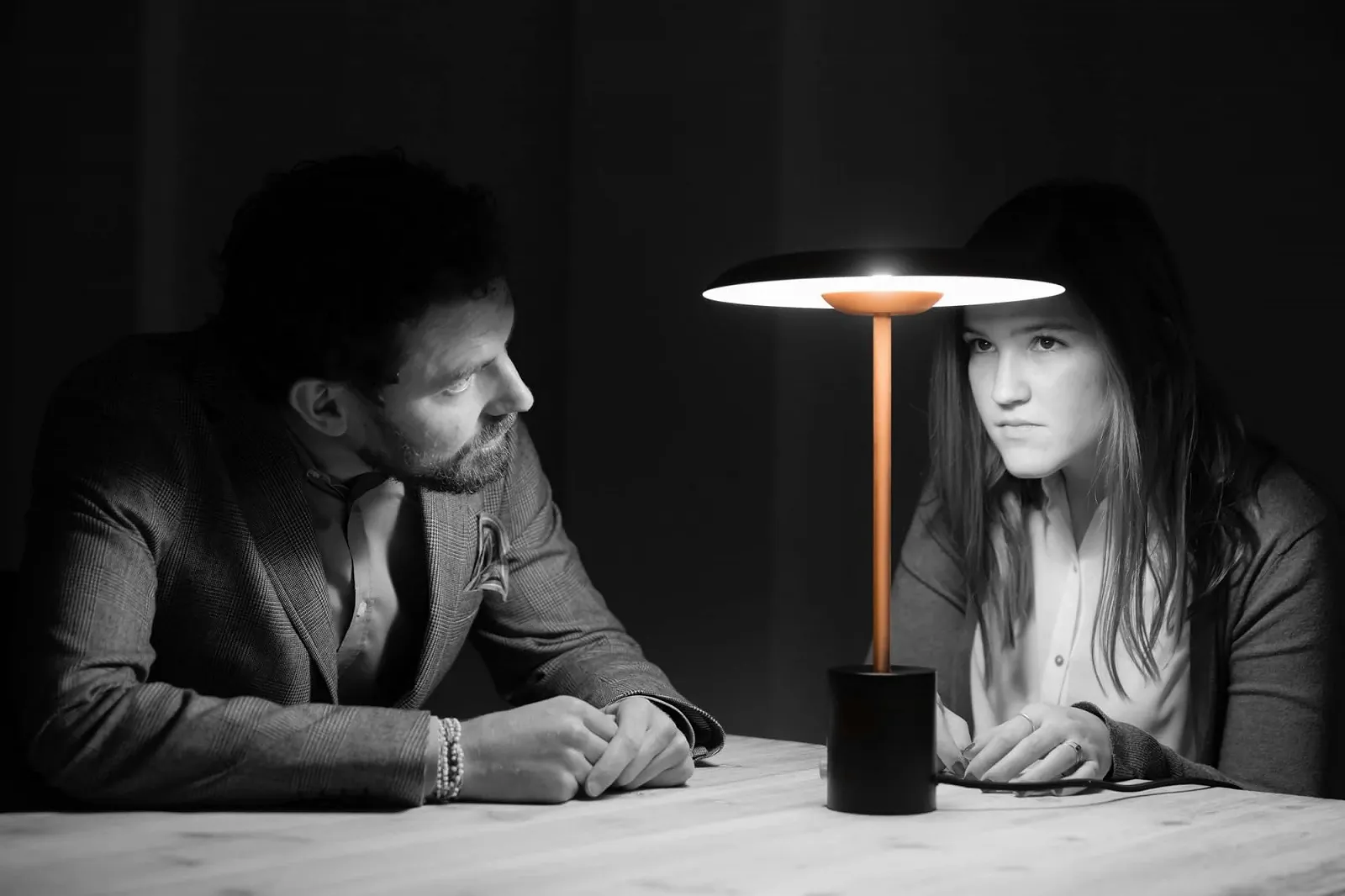 Настільна лампа Faro Hoshi 28388 LED 12 Вт 3000 K чорна/матова мідь, фото №3