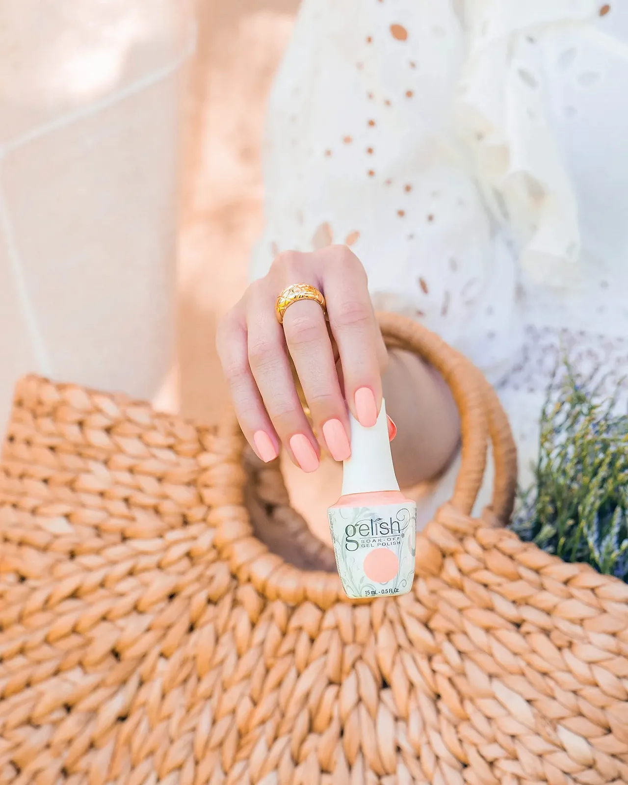 Гель-лак Gelish Harmony All About The Pout, 15 мл, фото №4 Гель-лак Gelish Harmony All About The Pout, 15 мл, фото №4