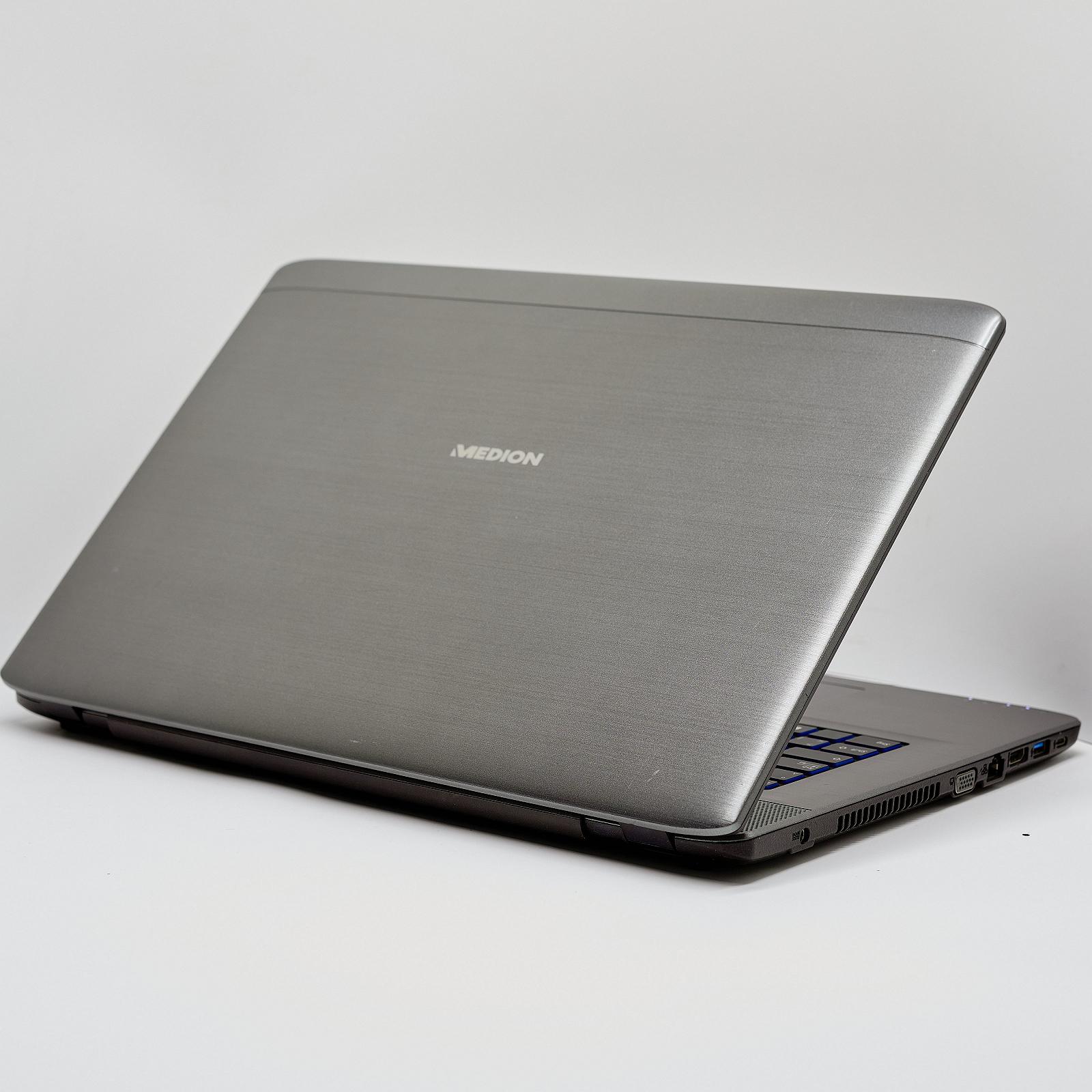 Ігровий ноутбук 17,3" Medion (Lenovo Group) Erazer P7643 Intel i5-6200U RAM 8 ГБ SSD 256 ГБ HDD 1 ТБ Nvidia GTX 950M б/в Win10 (4713), фото №5