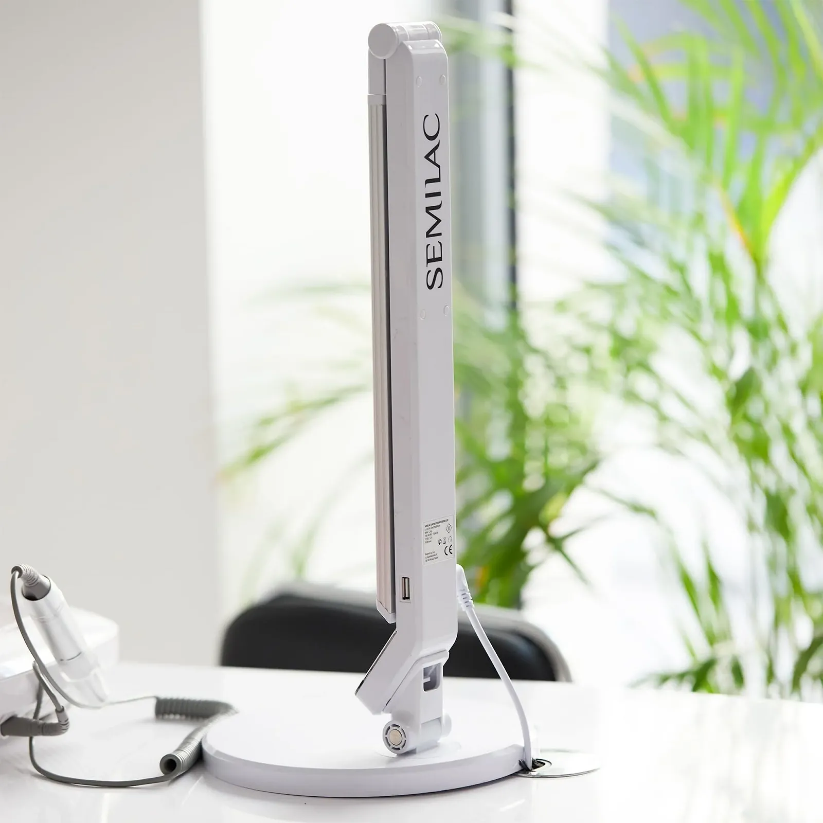 Настільна світлодіодна лампа Semilac 9 Вт USB Біла, фото №3