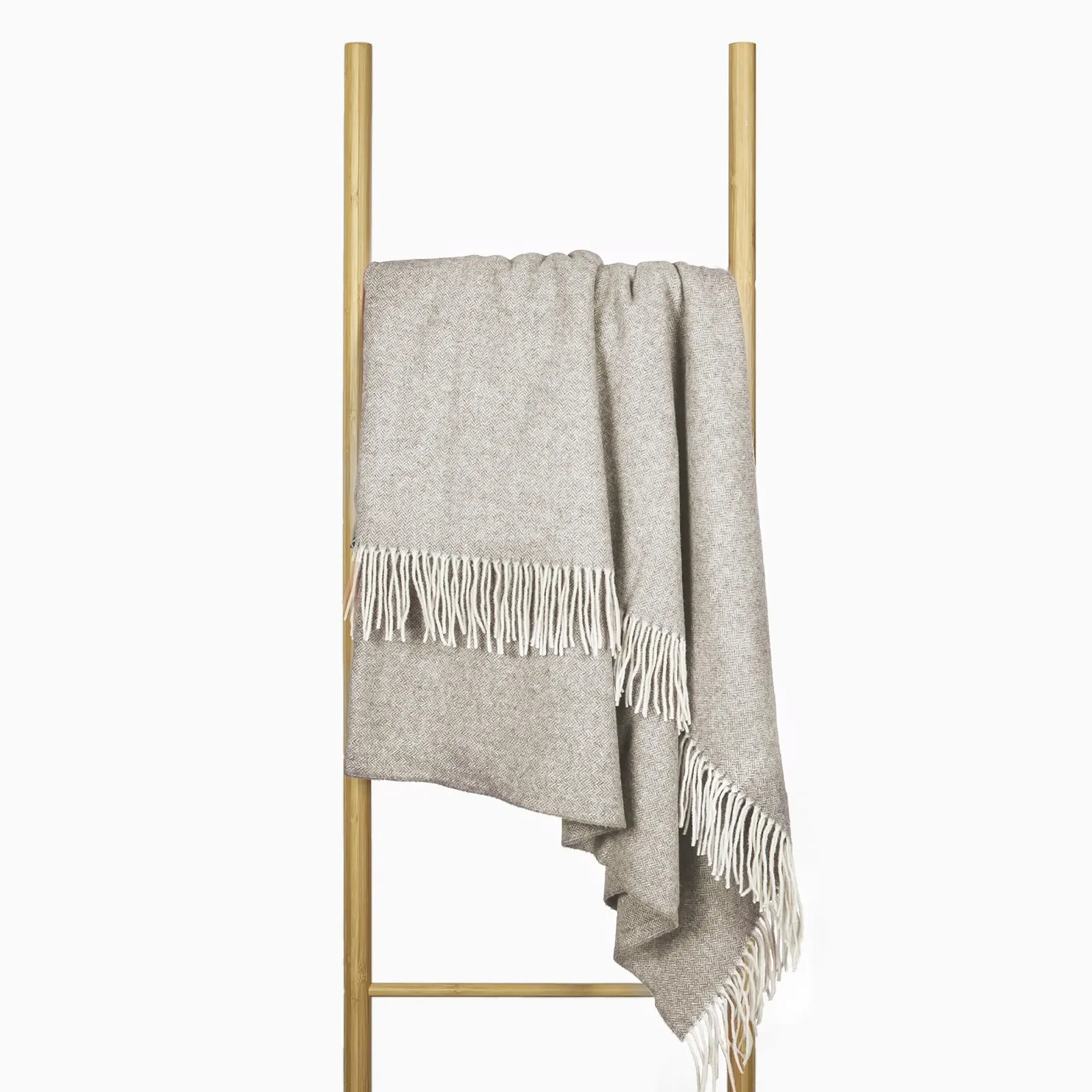 Шерстяной плед Merino 140 x 200 см - Мягкий плед из шерсти мериноса с 10% кашемира - Роскошный плед из овечьей шерсти с кисточками - Теплый шерстяной плед для дивана, кровати и улицы - Стильный мягкий уютный плед, фото №1 Шерстяной плед Merino 140 x 200 см - Мягкий плед из шерсти мериноса с 10% кашемира - Роскошный плед из овечьей шерсти с кисточками - Теплый шерстяной плед для дивана, кровати и улицы - Стильный мягкий уютный плед, фото №1