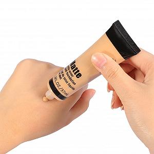 Тональний крем Miss Rose Face Liquid Foundation Matte Concealer Sun Block Cream (Beige 5) synthetic.ua - Фото 1
