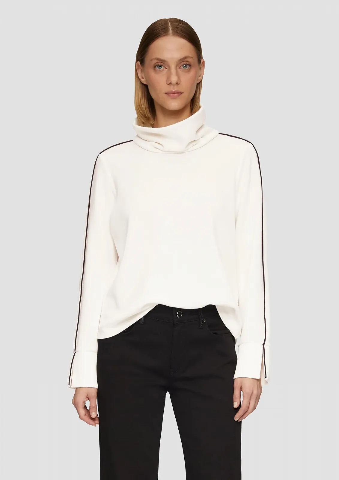 Толстовка s.Oliver BLACK LABEL с контрастными деталями и разрезами на рукавах, фото №4