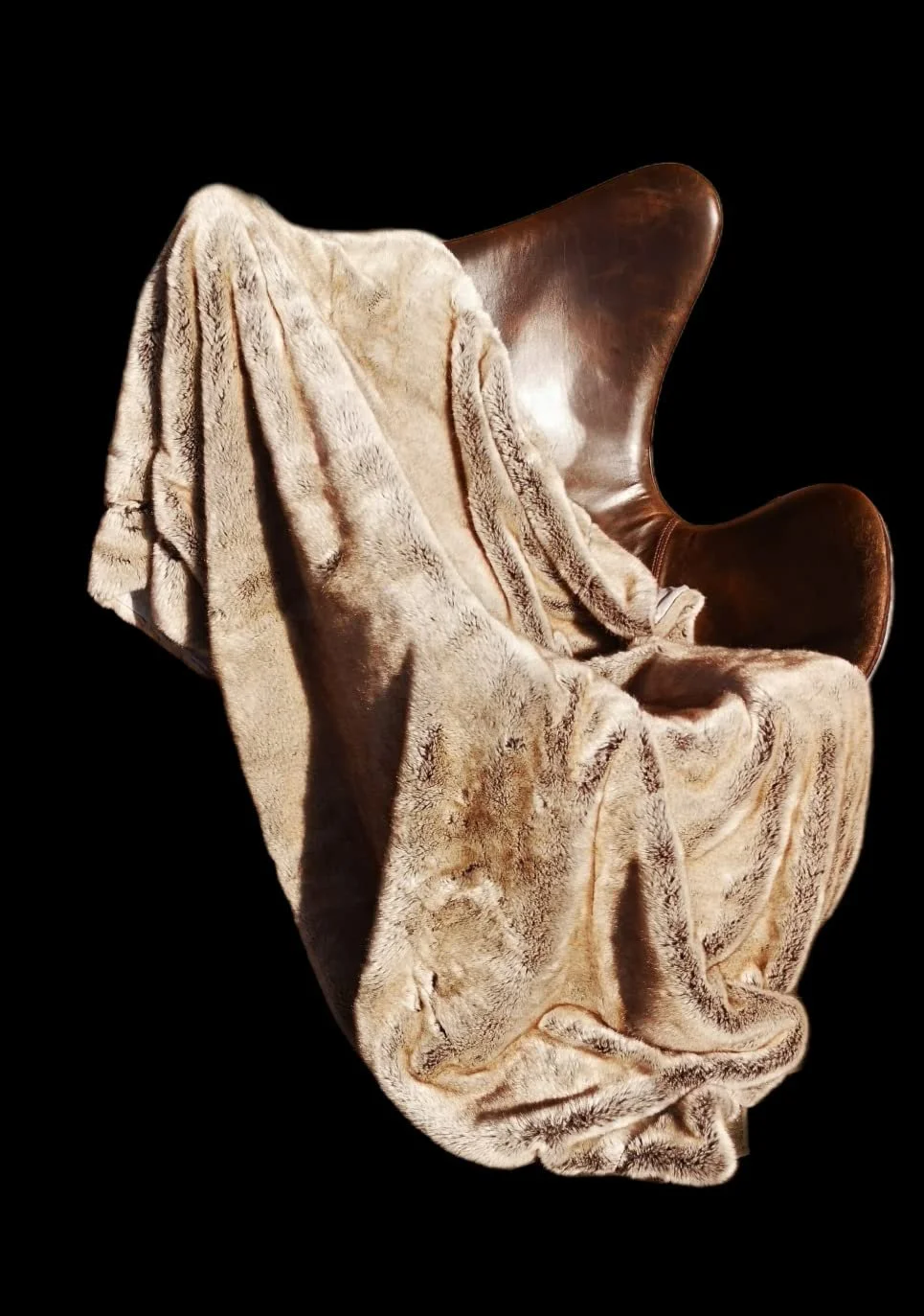 Одеяло из искусственного меха Steppenwolf Мягкий плед на диван с высоким ворсом 150 x 200 см, фото №2 Одеяло из искусственного меха Steppenwolf Мягкий плед на диван с высоким ворсом 150 x 200 см, фото №2