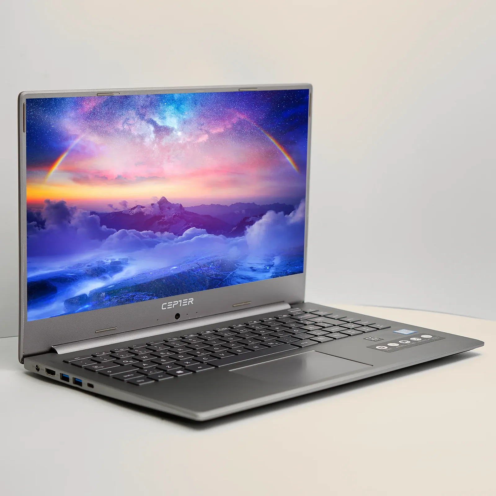 Ноутбук 15.6'' Medion (Lenovo Group) Akoya P15649 | Intel Core i5-8265U | IPS (1920x1080) FullHD | RAM 16 ГБ | SSD 256 ГБ | Intel UHD Graphics 620 | Металевий корпус | Win11 (5055), фото №4