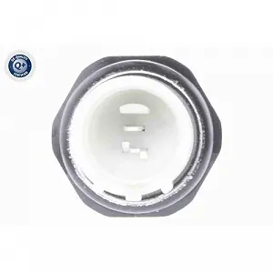 Датчик давления масла VEMO Green Mobility Parts V53-73-0001 для HYUNDAI KIA цена на synthetic.ua - Фото 1 Датчик давления масла VEMO Green Mobility Parts V53-73-0001 для HYUNDAI KIA synthetic.ua - Фото 1