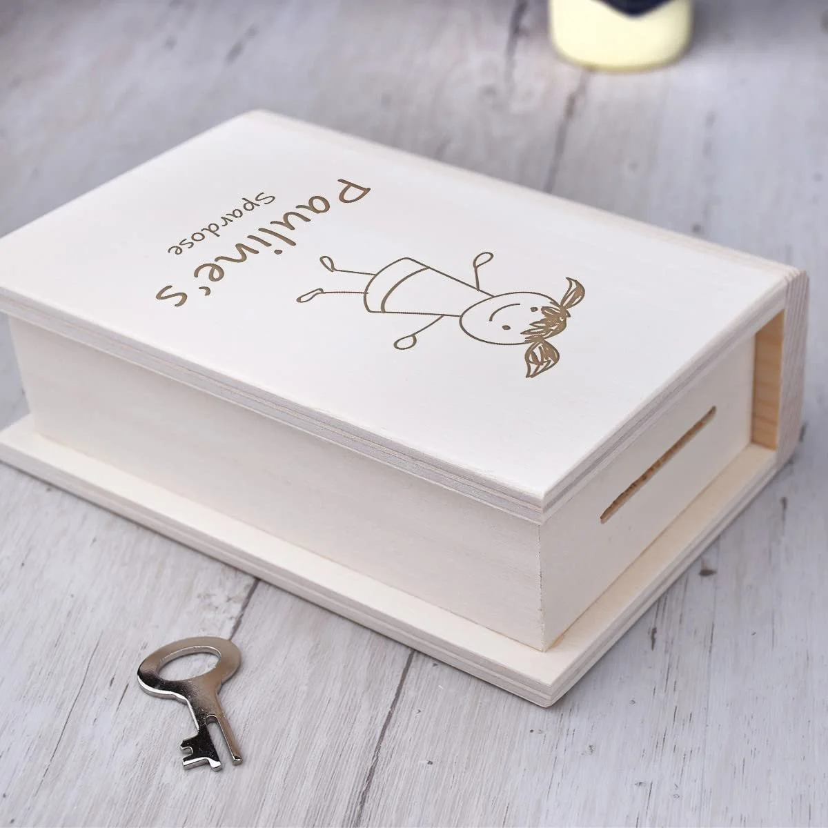 Скарбничка-книга з масиву сосни з замком та ключем, фото №5